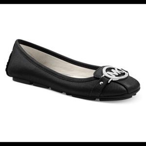 Michael Kors black logo flats size 7